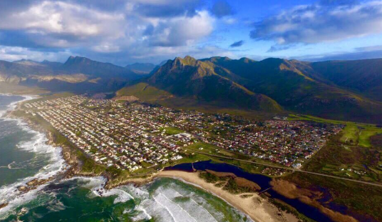 2 Bedroom Property for Sale in Kleinmond Western Cape